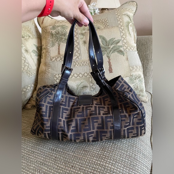 Authentic FENDI ZUCCA Handbag Iconic Large FF Logo EUC - Picture 2 of 16